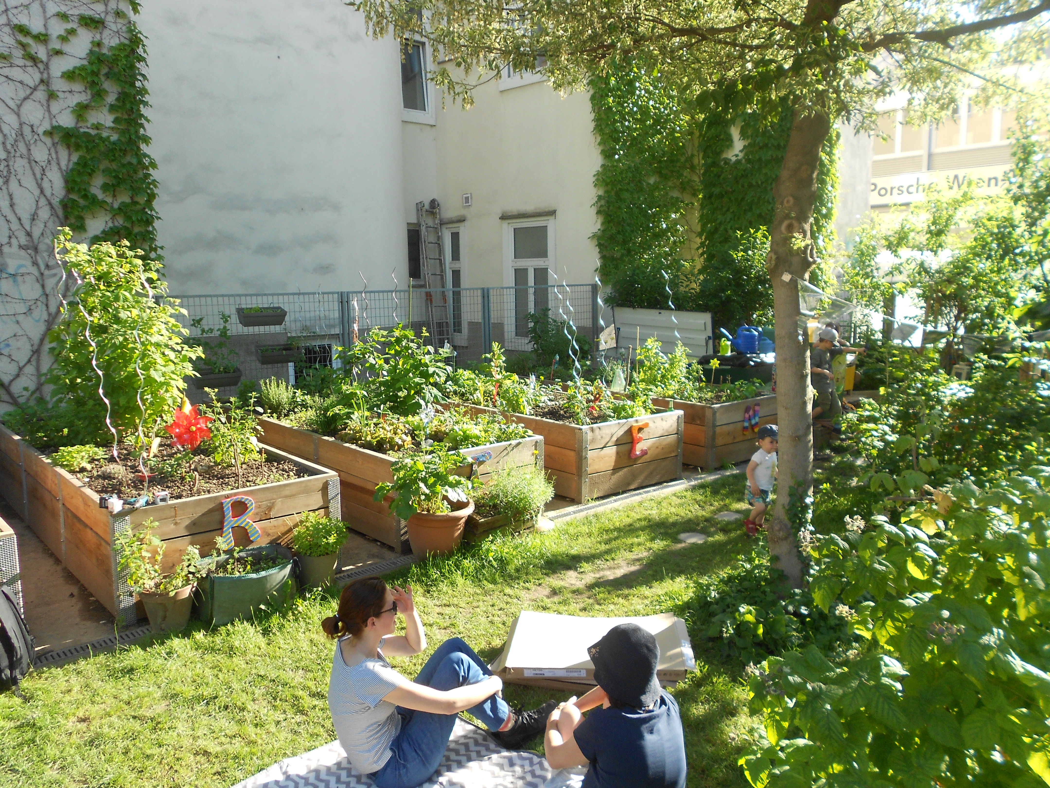 Die Beete / die Wiese als Erholungsort